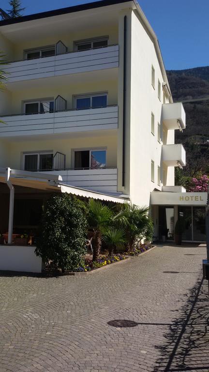 Hotel Maximilian Merano Exterior photo