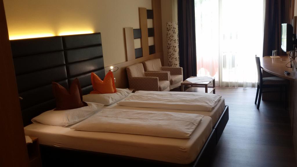 Hotel Maximilian Merano Room photo