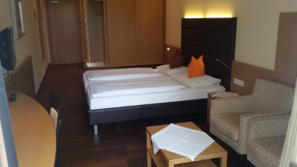 Hotel Maximilian Merano Room photo